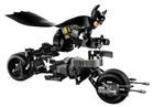 Zestaw klocków Lego DC Batman Figurka Batmana i batcykl 713 elementów (76273) - obraz 3