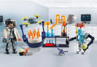 Zestaw do zabawy z figurkami Playmobil My Life Researchers With Robots 67 elementow (4008789714503) - obraz 3