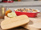 Форма для запікання з кришкою KitchenAid СС006104-001 6,5х15,5х26 см 0.9 л червона
