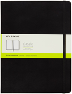 Записна книга Moleskine Classic 19 х 25 см 192 сторінки без лініюванням Чорна (8051272892710)