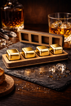 Металеві охолоджувальні кубики для віскі Gold 4 шт у дерев’яній підставці