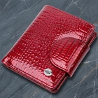 Лакований гаманець для жінок середнього розміру ST Leather 22685 червоний