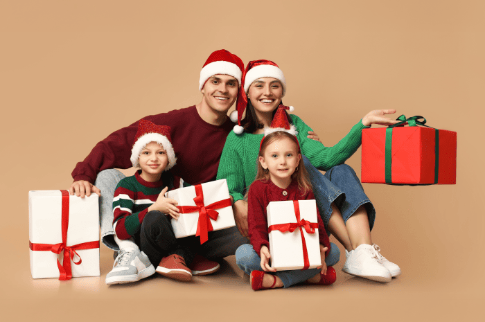 Мода: Різдвяні подарунки для дорослих та дітей🎄 1+1 = додаткові -10%