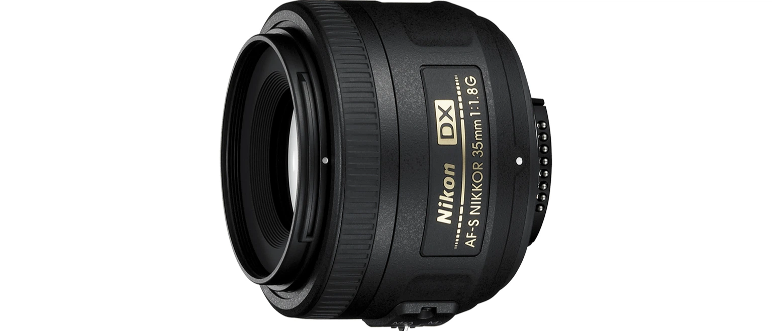 Nikon AF-S DX Nikkor 35mm f/1.8G (JAA132DA) – фото, отзывы